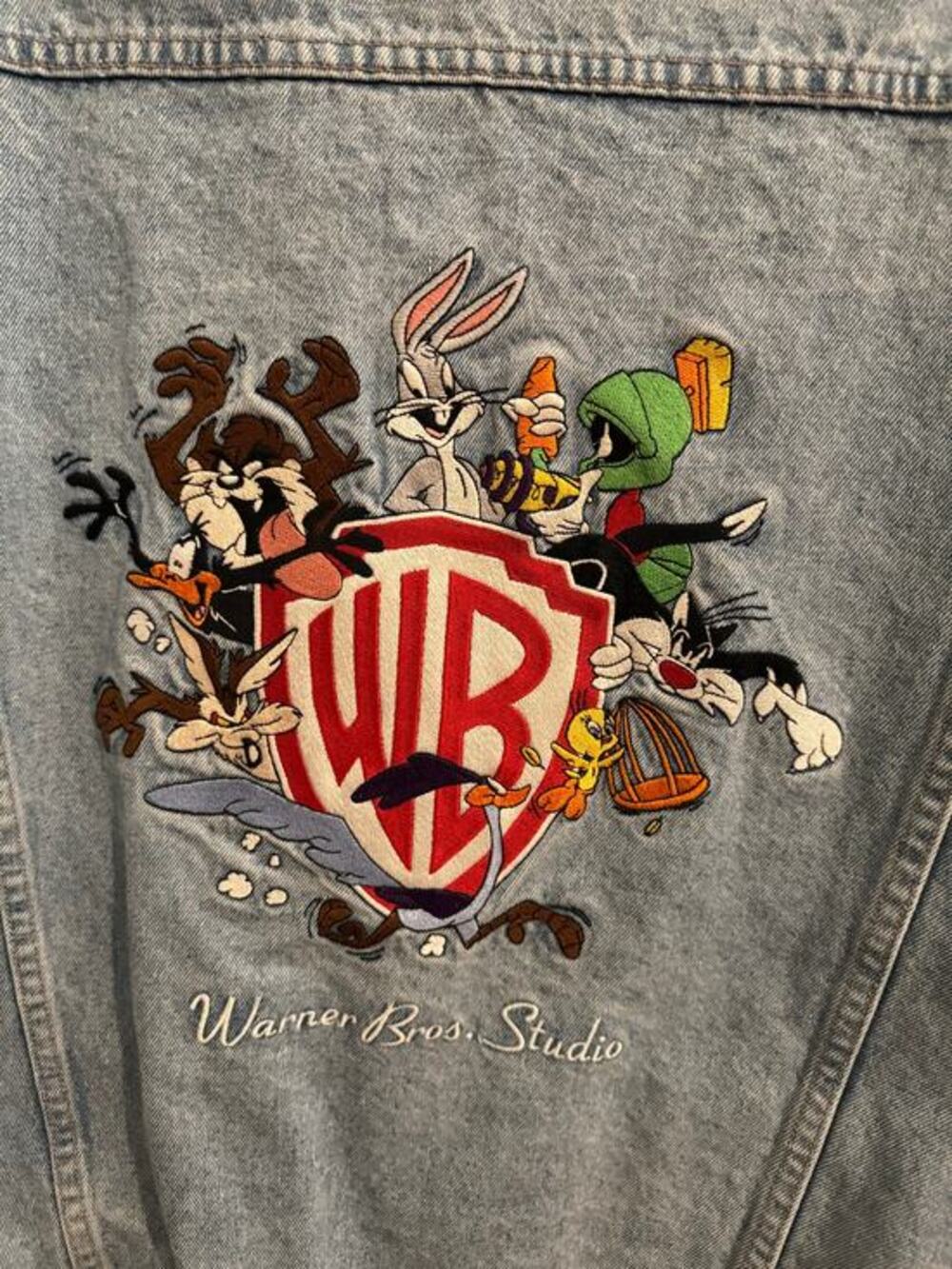 Warner Brothers Mens Vintage 90s Denim Jacket Embroidered Looney Tunes WB Logo L